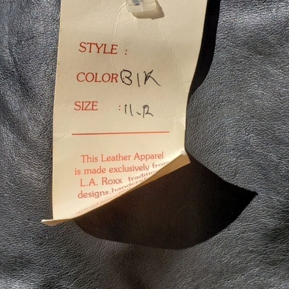 VNTG 80's LA ROXX Leather

SKIRT‎ - Picture 2 of 4